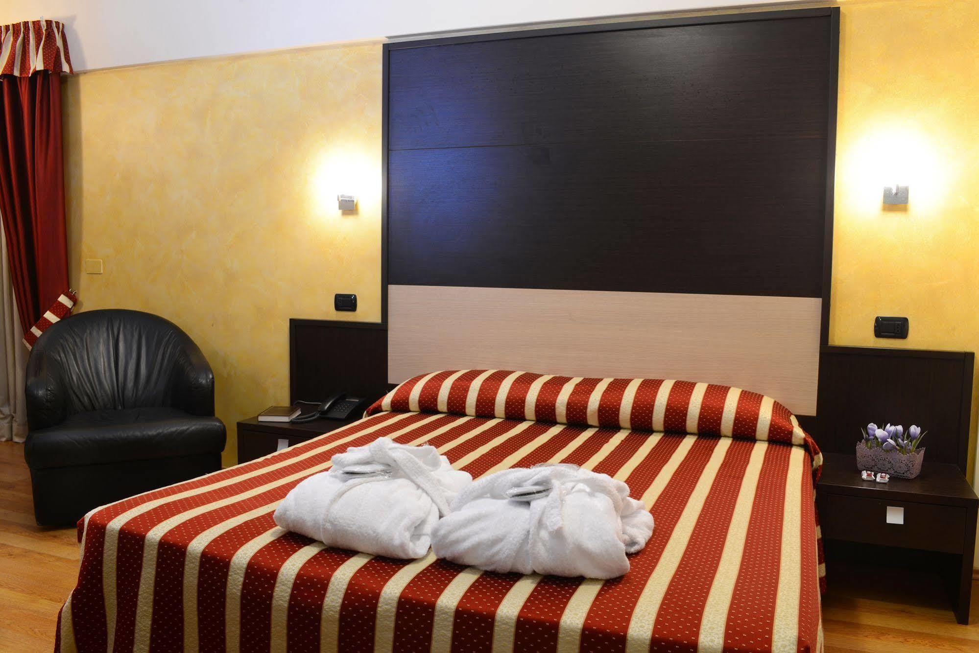 Hotel Iacone Chieti Exterior photo